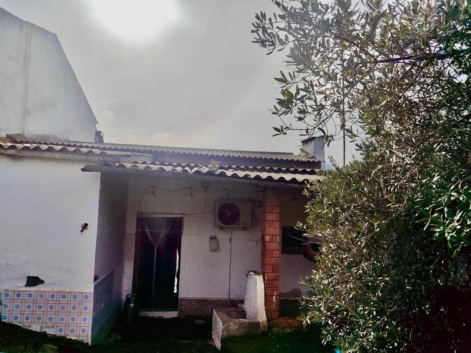 3 bedroom Townhouse for sale in Fuente Obejuna - € 50,000 (Ref: 9608153)