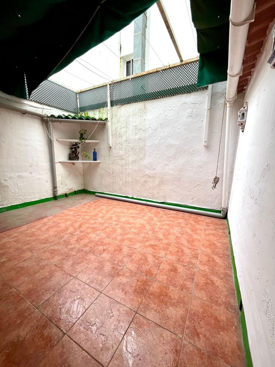 1 makuuhuone Asunto myytävänä paikassa Cordoba kaupunki mukana 
autotalli - 138 500 € (Ref: 9611621)