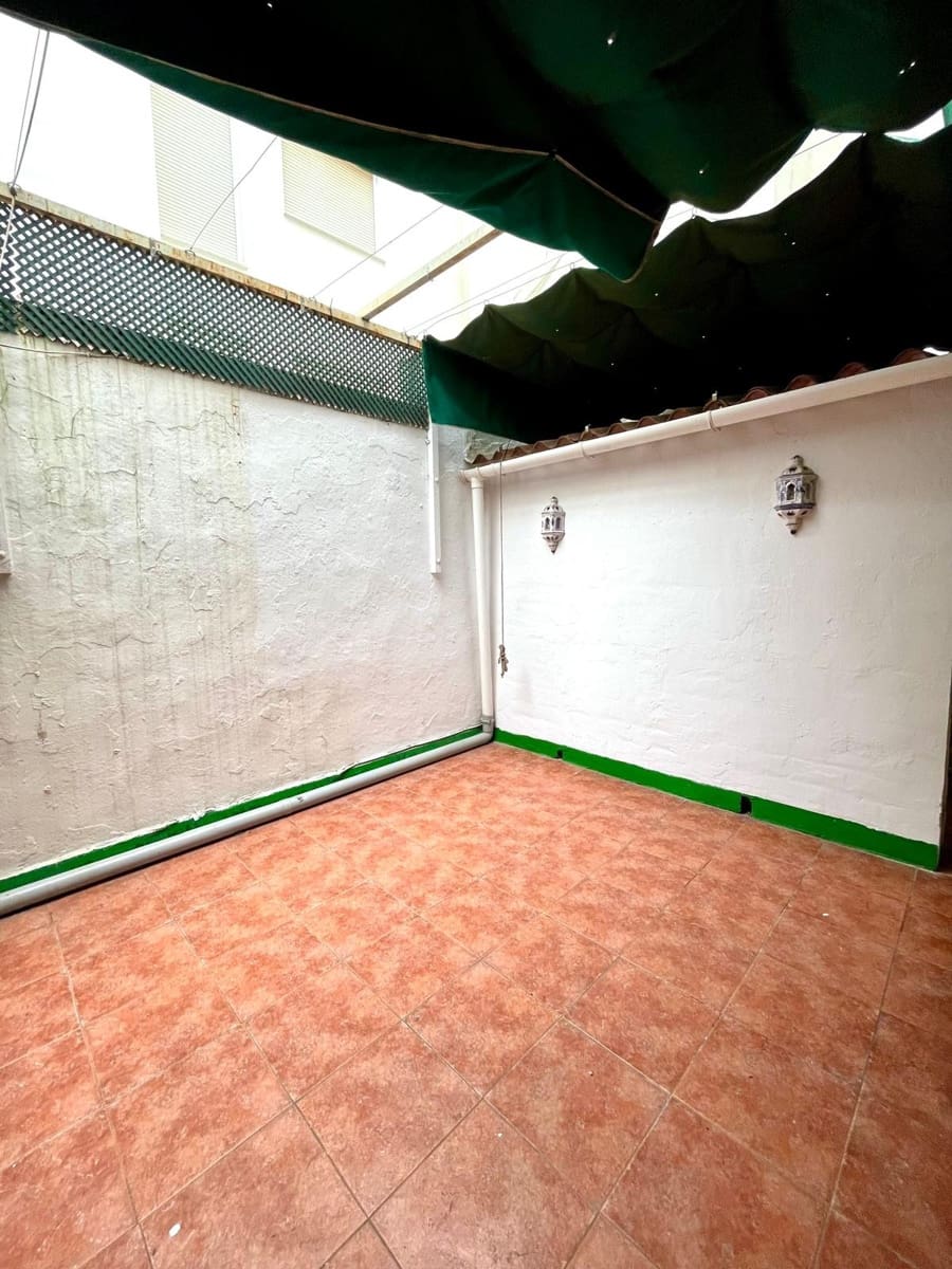 1 makuuhuone Asunto myytävänä paikassa Cordoba kaupunki mukana 
autotalli - 138 500 € (Ref: 9611621)