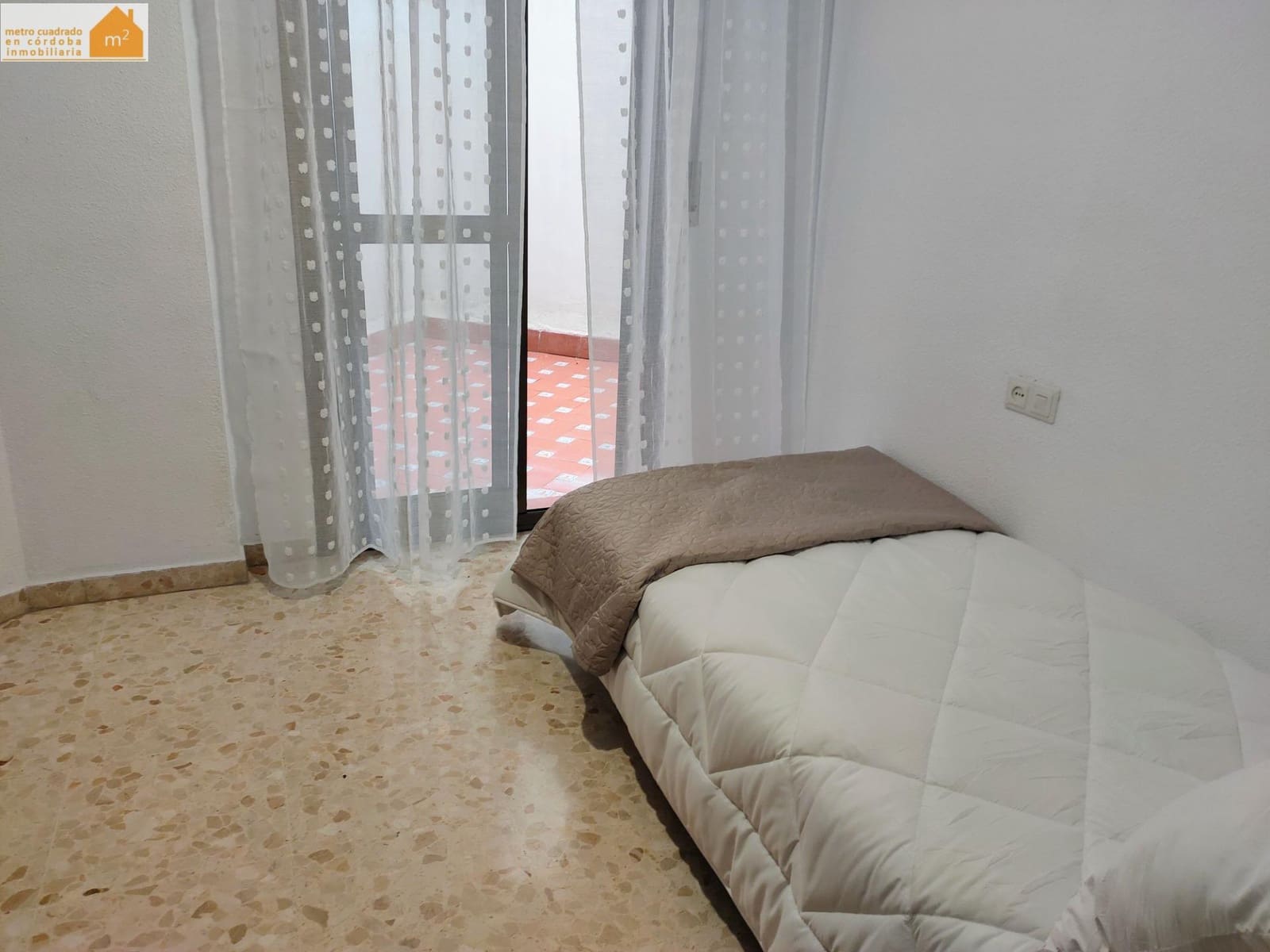 3 camera da letto Appartamento da affittare in Cordova citta con garage - 800 € (Rif: 9615575)