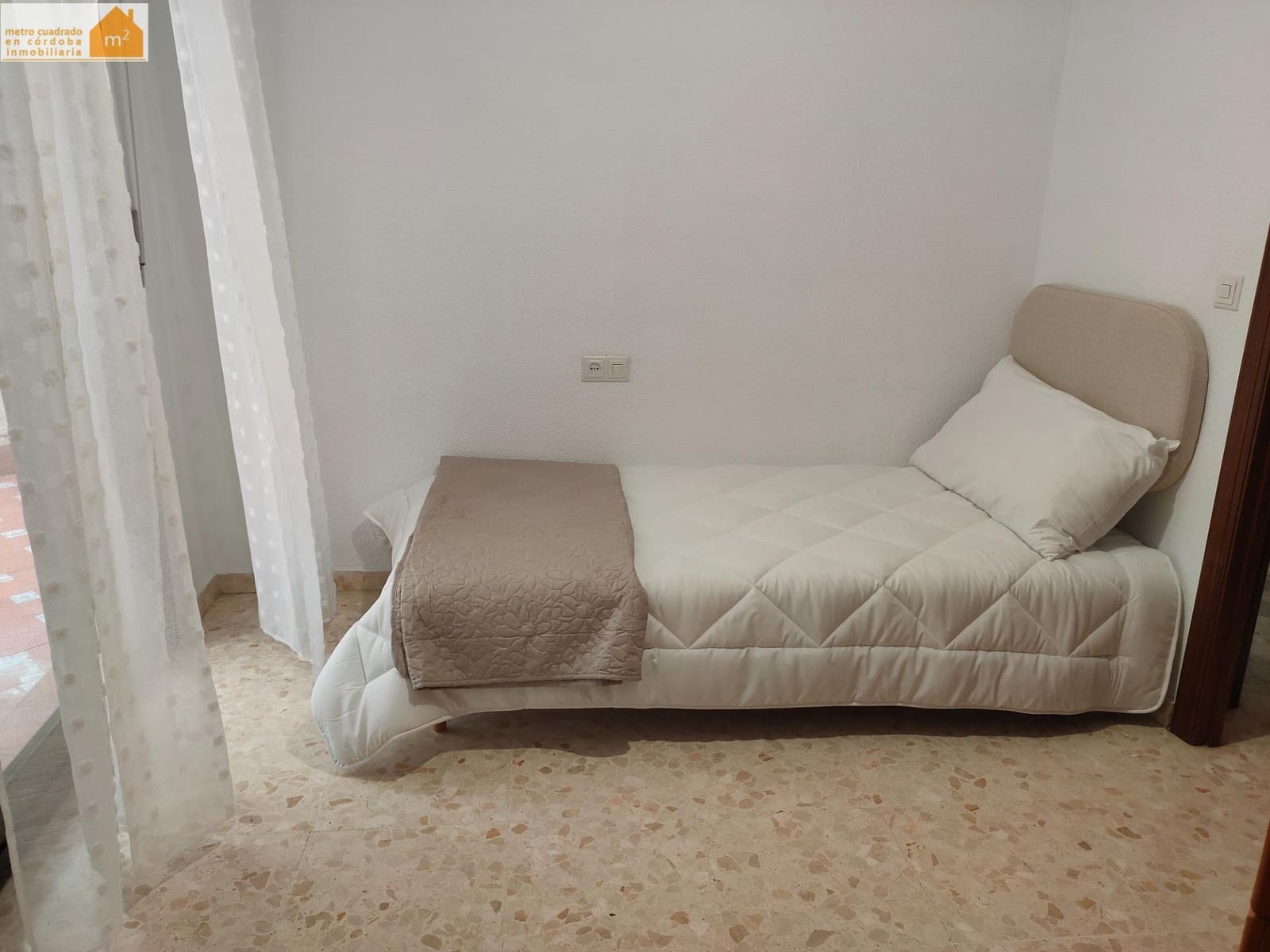 3 camera da letto Appartamento da affittare in Cordova citta con garage - 800 € (Rif: 9615575)