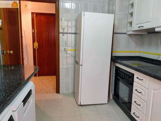 3 camera da letto Appartamento da affittare in Cordova città con garage - 800 € (Rif: 9615575)
