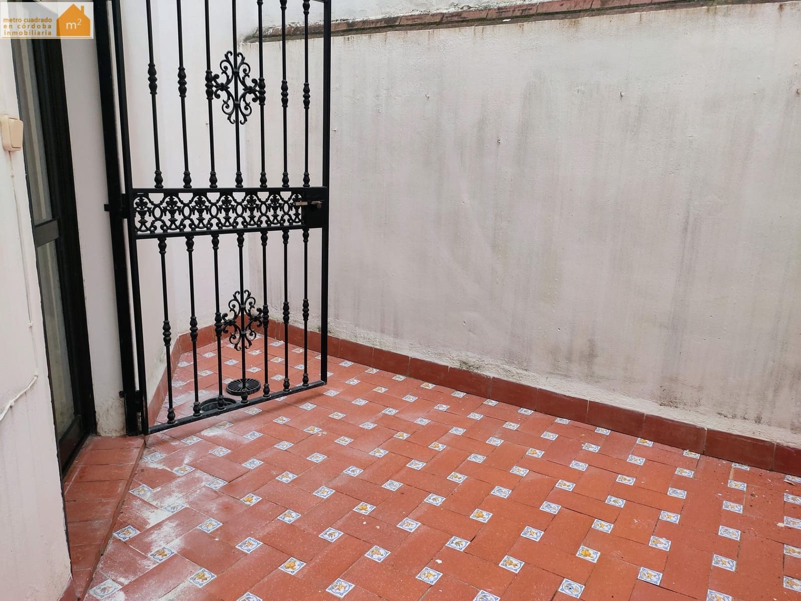 3 camera da letto Appartamento da affittare in Cordova citta con garage - 800 € (Rif: 9615575)