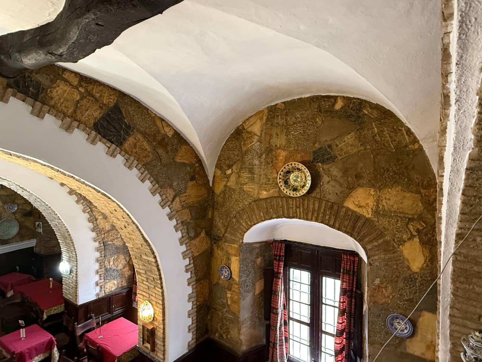 Restaurang/Bar till salu i Fernan Nunez med garage - 1 500 000 € (Ref: 9615616)