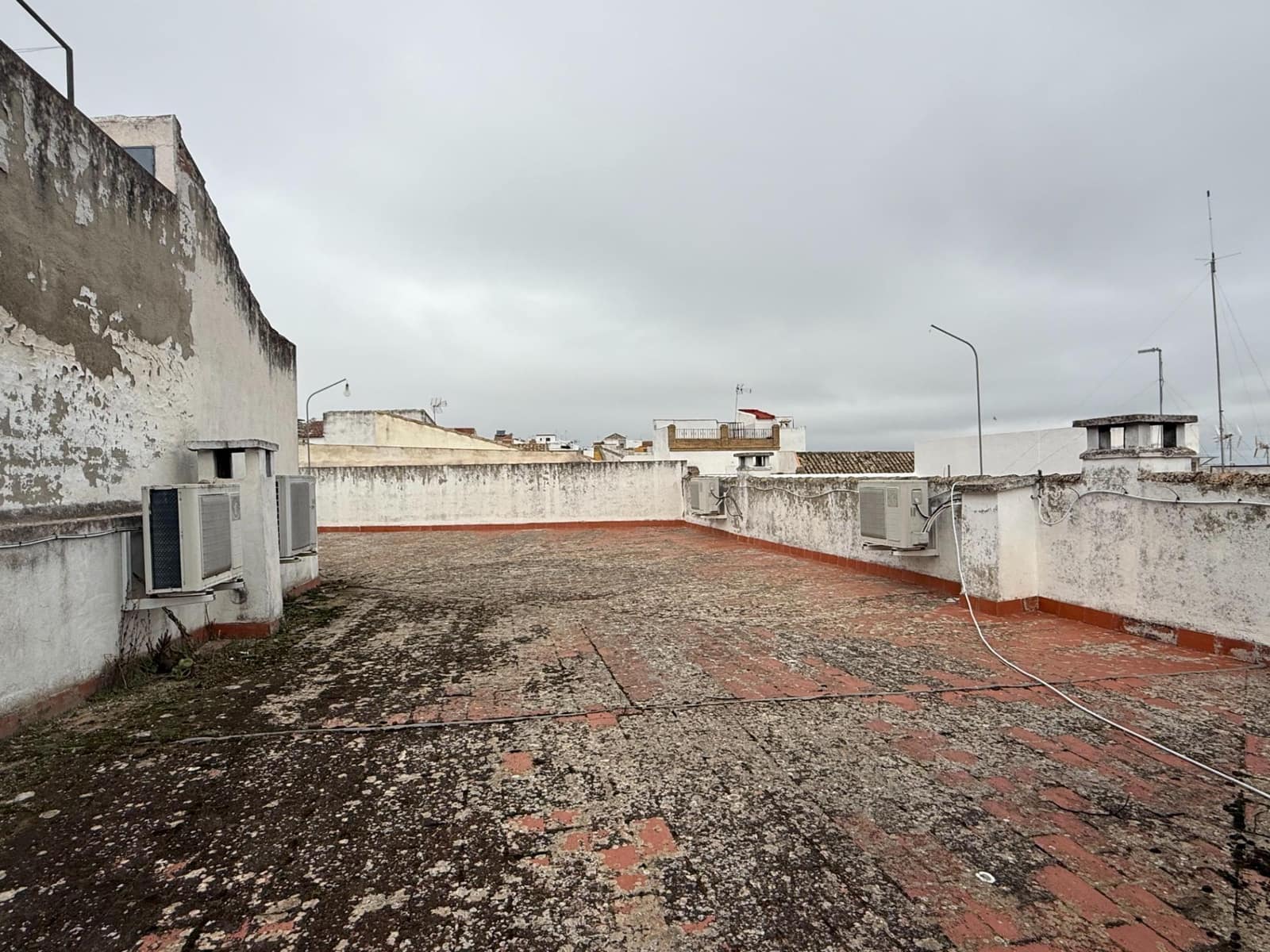 Restaurang/Bar till salu i Fernan Nunez med garage - 1 500 000 € (Ref: 9615616)