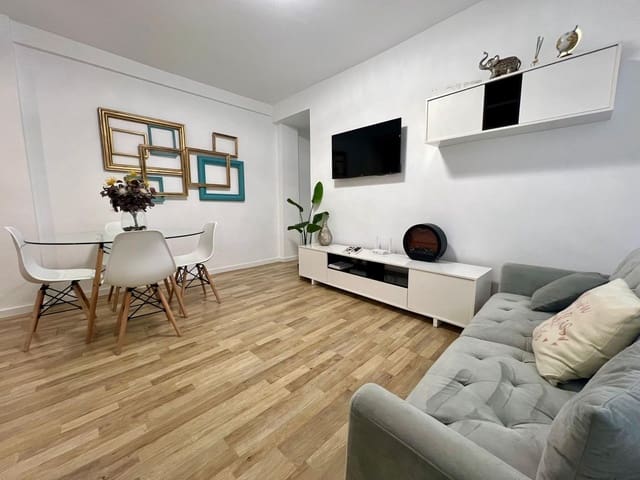 2 makuuhuone Asunto myytävänä paikassa Ciudad Jardín, Córdoba kaupunki - 140 000 € (Ref: 9619362)