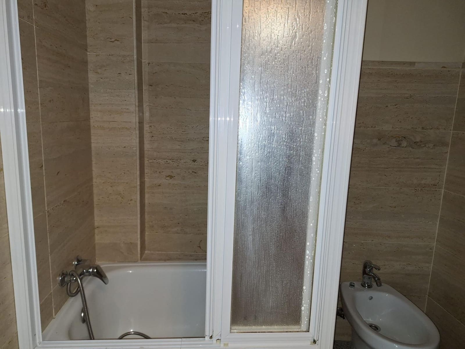 2 sovrum Villa till salu i Cordoba stad - 185 000 € (Ref: 9621810)