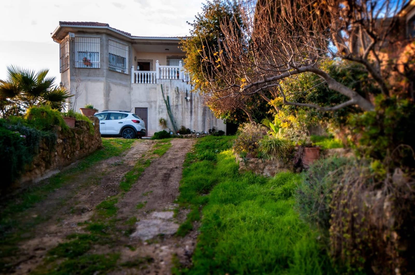 4 soveværelse Finca/Landehus til salg i Almodovar del Rio med swimmingpool garage - € 165.000 (Ref: 9622411)