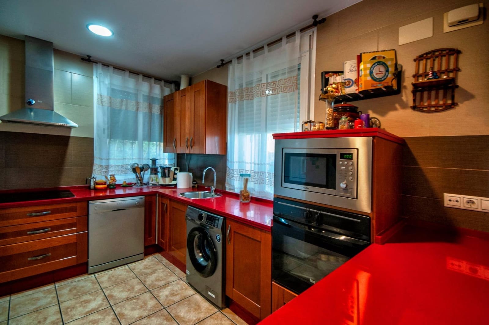 4 soveværelse Finca/Landehus til salg i Almodovar del Rio med swimmingpool garage - € 165.000 (Ref: 9622411)