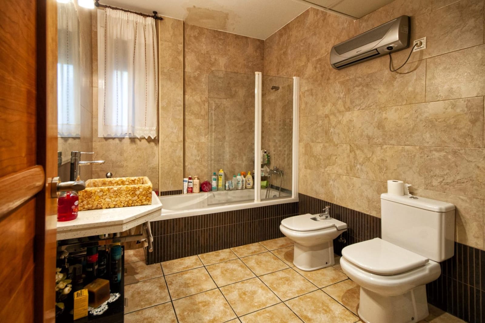 4 soveværelse Finca/Landehus til salg i Almodovar del Rio med swimmingpool garage - € 165.000 (Ref: 9622411)