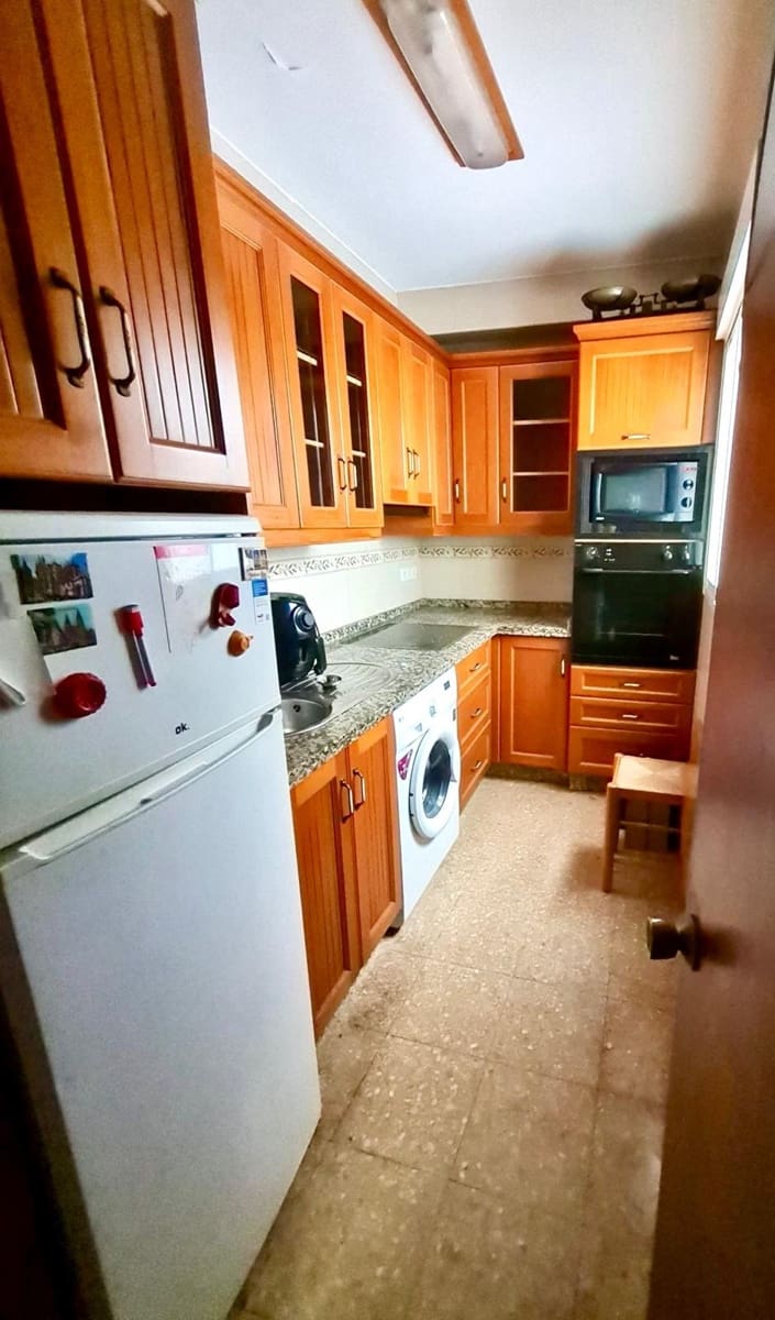 3 bedroom Flat for sale in Cordoba city - € 240,000 (Ref: 9630108)