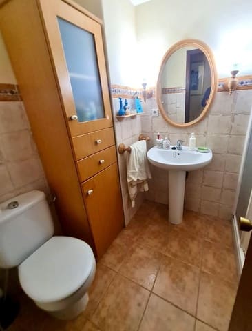 3 bedroom Flat for sale in Córdoba city - € 240,000 (Ref: 9630108)