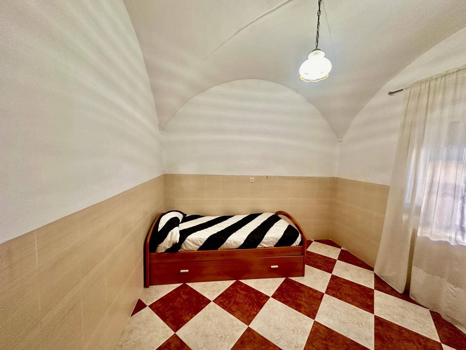 4 makuuhuone Omakotitalo myytävänä paikassa Fuente Obejuna mukana 
autotalli - 110 000 € (Ref: 9630109)