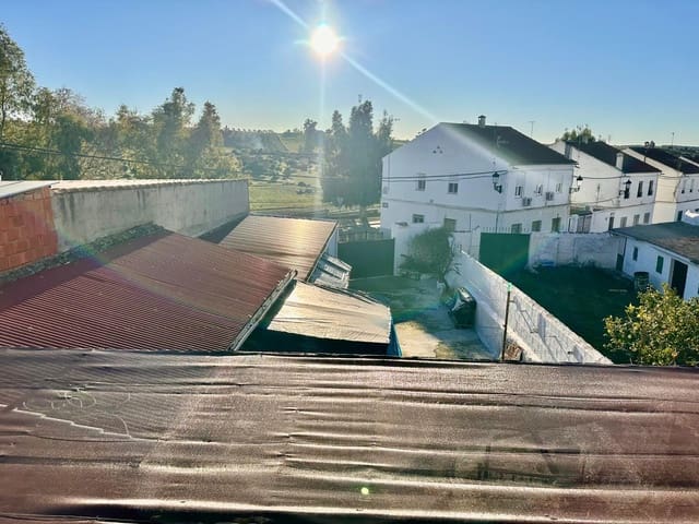 4 makuuhuone Omakotitalo myytävänä paikassa Fuente Obejuna mukana 
autotalli - 110 000 € (Ref: 9630109)