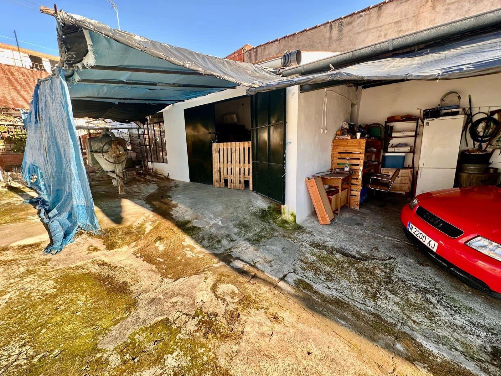 4 makuuhuone Omakotitalo myytävänä paikassa Fuente Obejuna mukana 
autotalli - 110 000 € (Ref: 9630109)