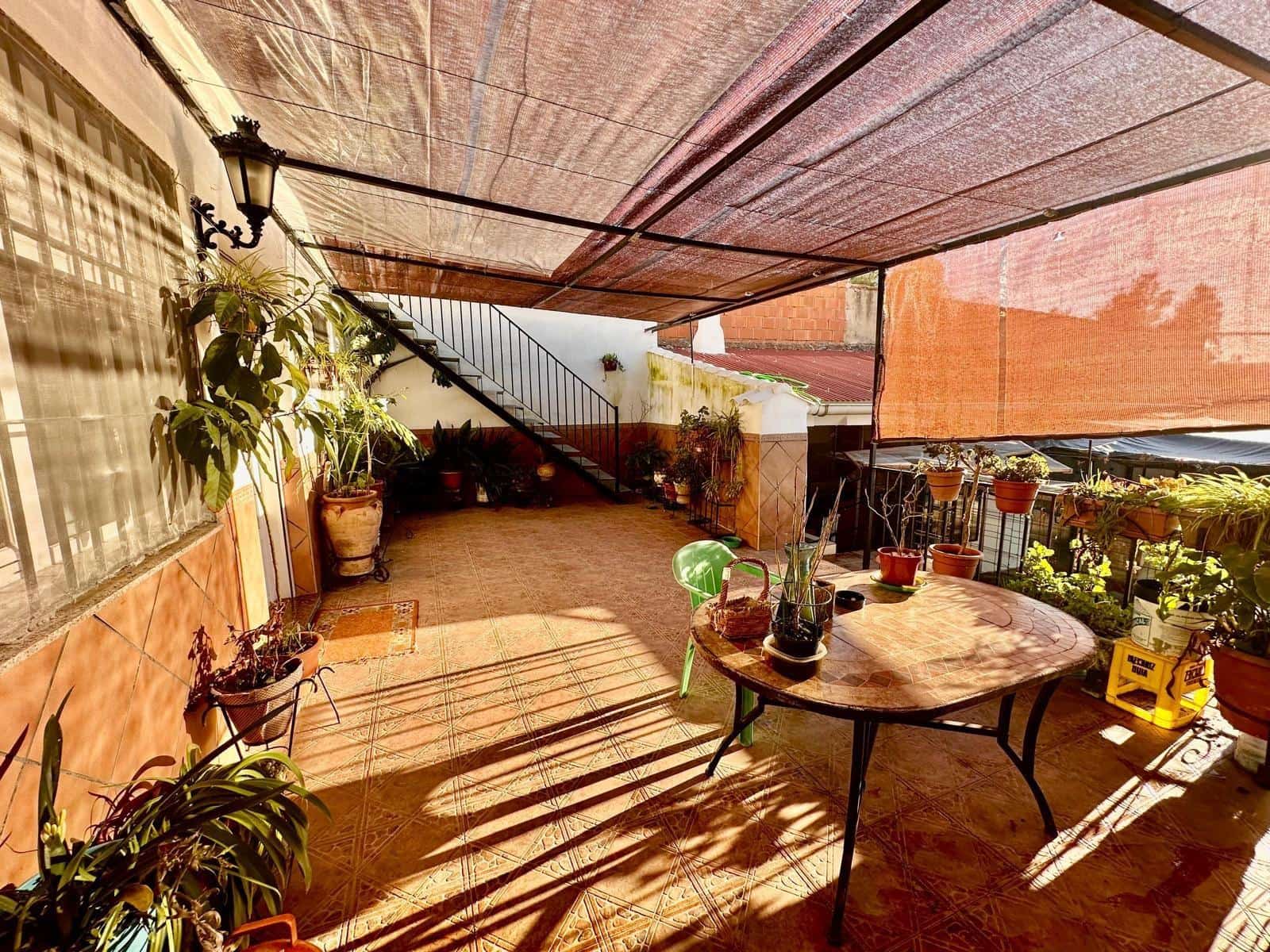 4 makuuhuone Omakotitalo myytävänä paikassa Fuente Obejuna mukana 
autotalli - 110 000 € (Ref: 9630109)