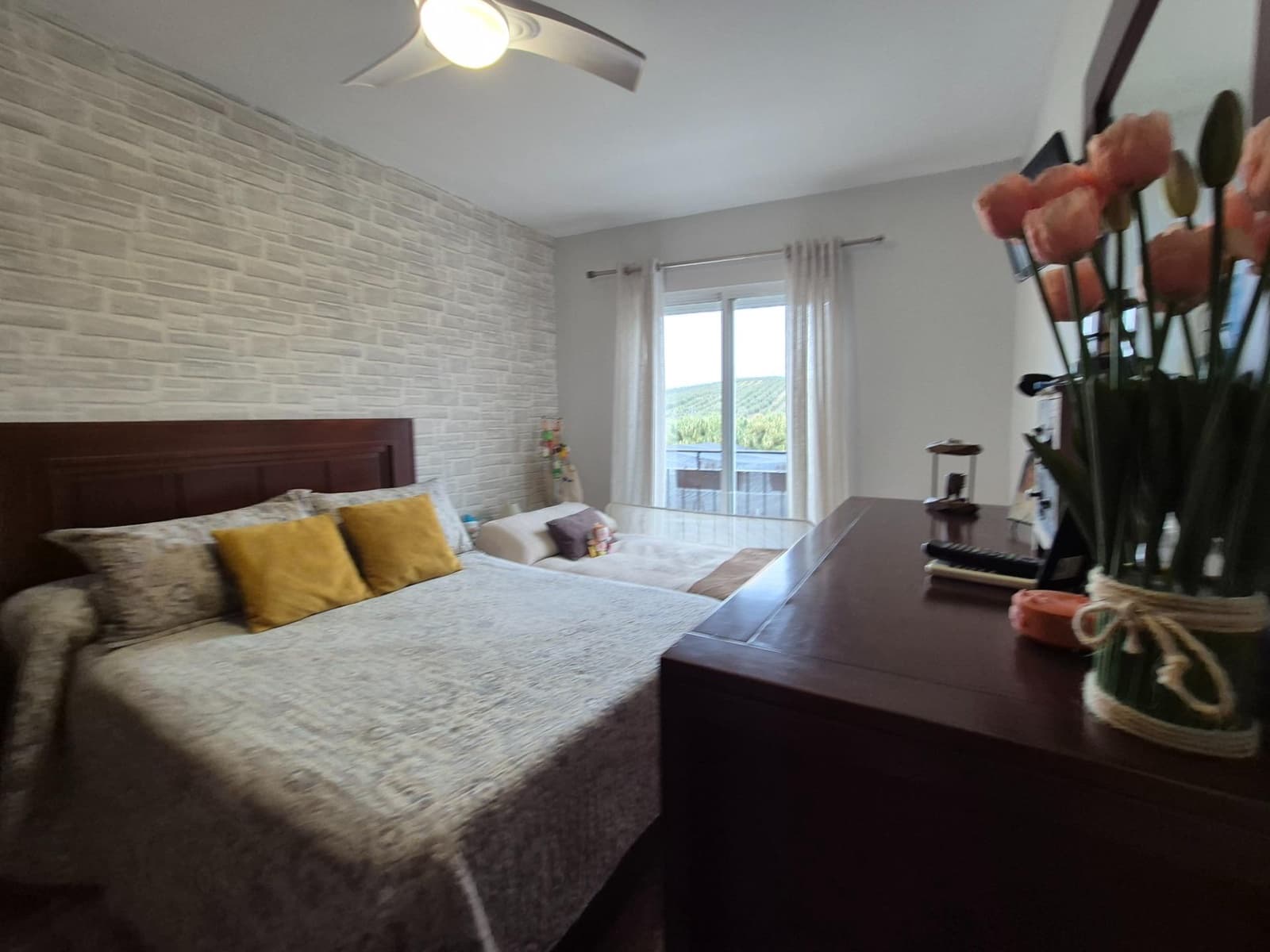 3 makuuhuone Huvila myytävänä paikassa Guadalcazar mukana uima-altaan - 125 000 € (Ref: 9634396)