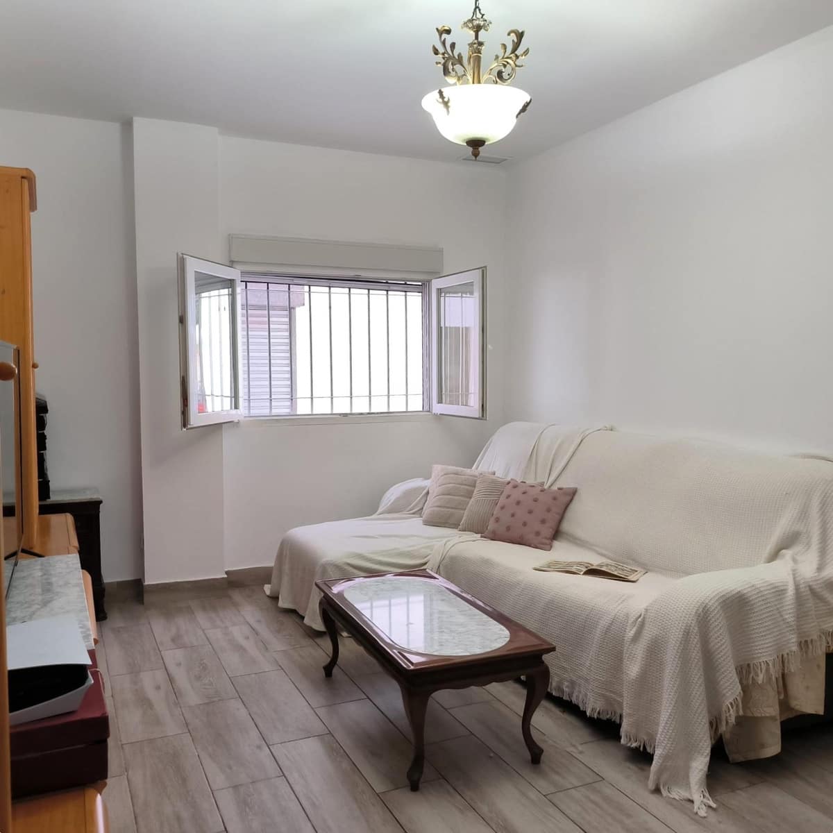 3 bedroom Flat for sale in Cordoba city - € 154,000 (Ref: 9637699)