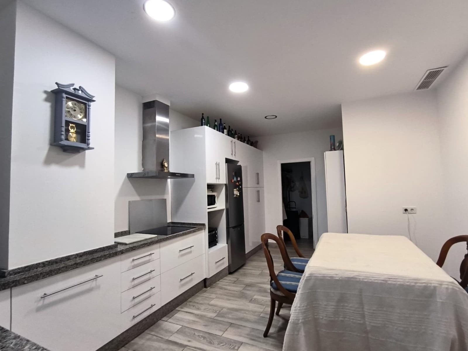 3 bedroom Flat for sale in Cordoba city - € 154,000 (Ref: 9637699)