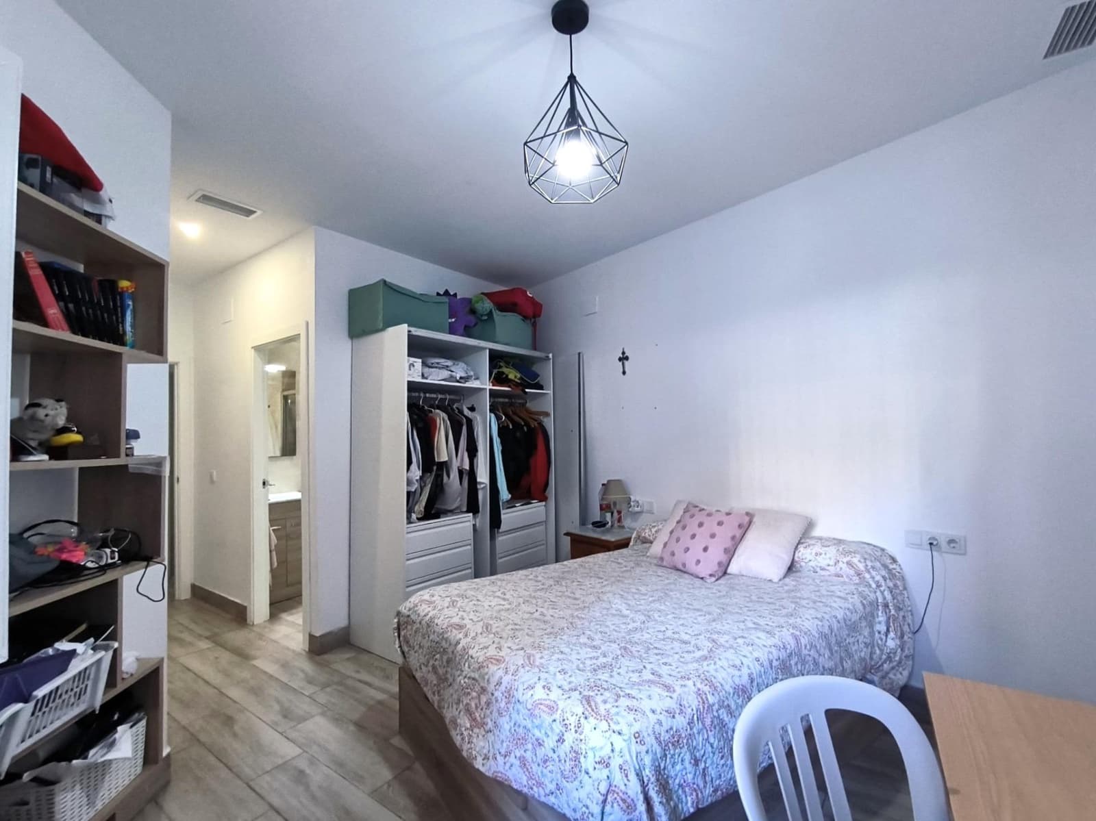 3 bedroom Flat for sale in Cordoba city - € 154,000 (Ref: 9637699)