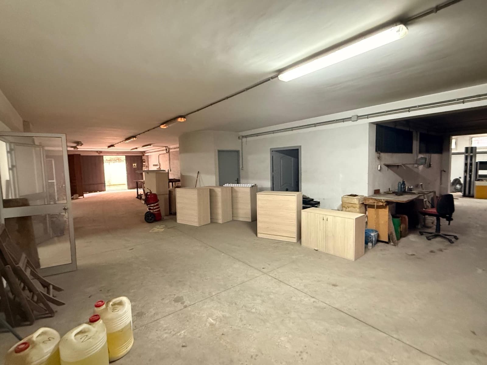 Erhverv til salg i Cordoba by med garage - € 790.000 (Ref: 9637702)