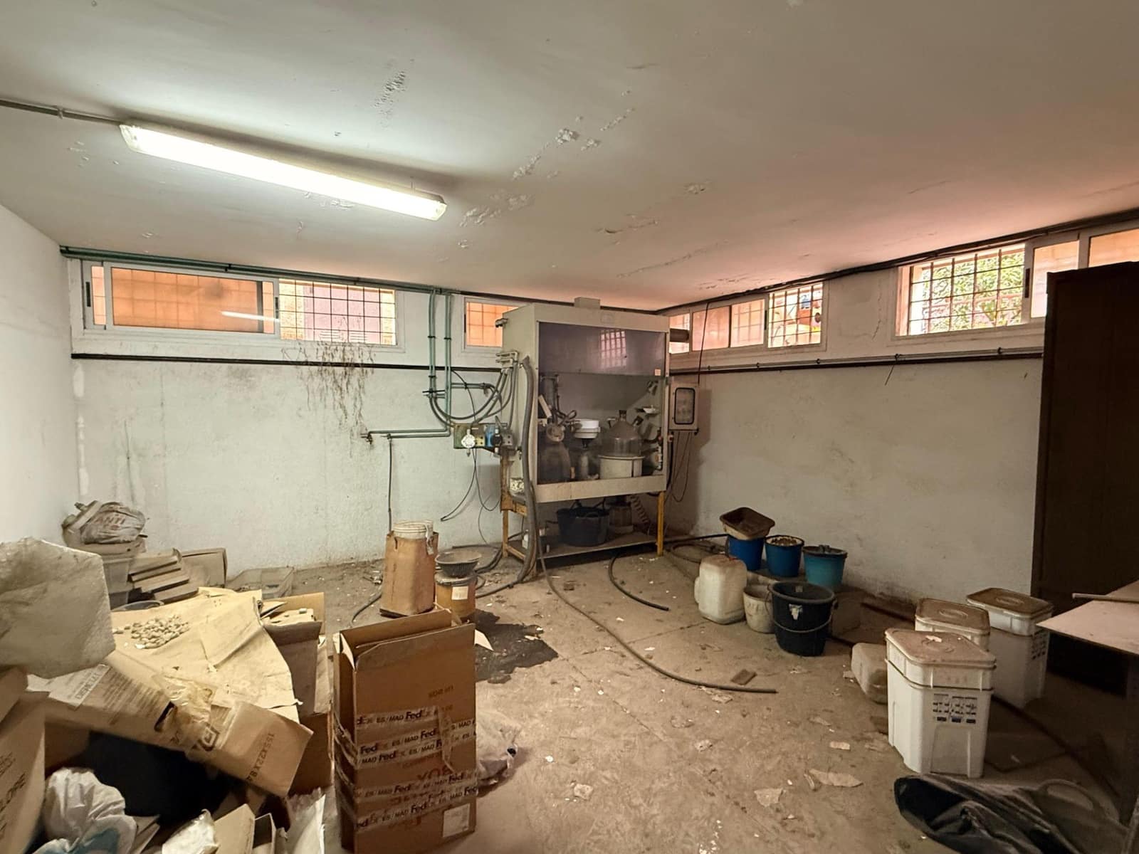 Erhverv til salg i Cordoba by med garage - € 790.000 (Ref: 9637702)