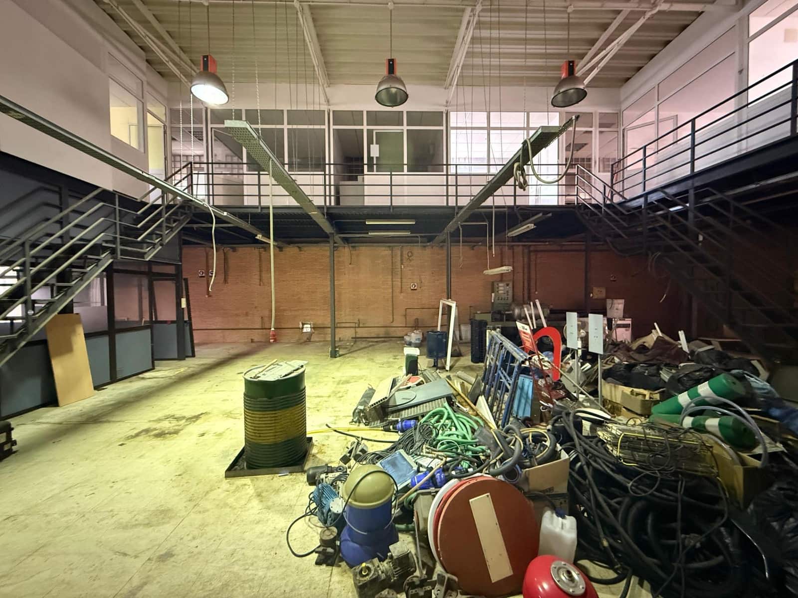 Erhverv til salg i Cordoba by med garage - € 790.000 (Ref: 9637702)