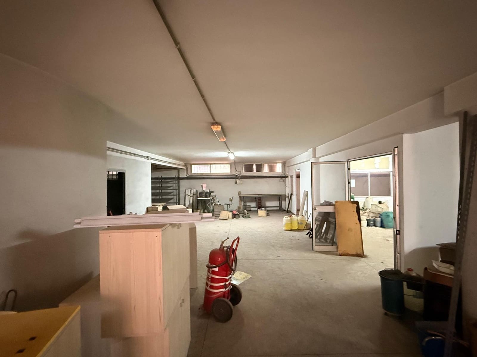 Erhverv til salg i Cordoba by med garage - € 790.000 (Ref: 9637702)