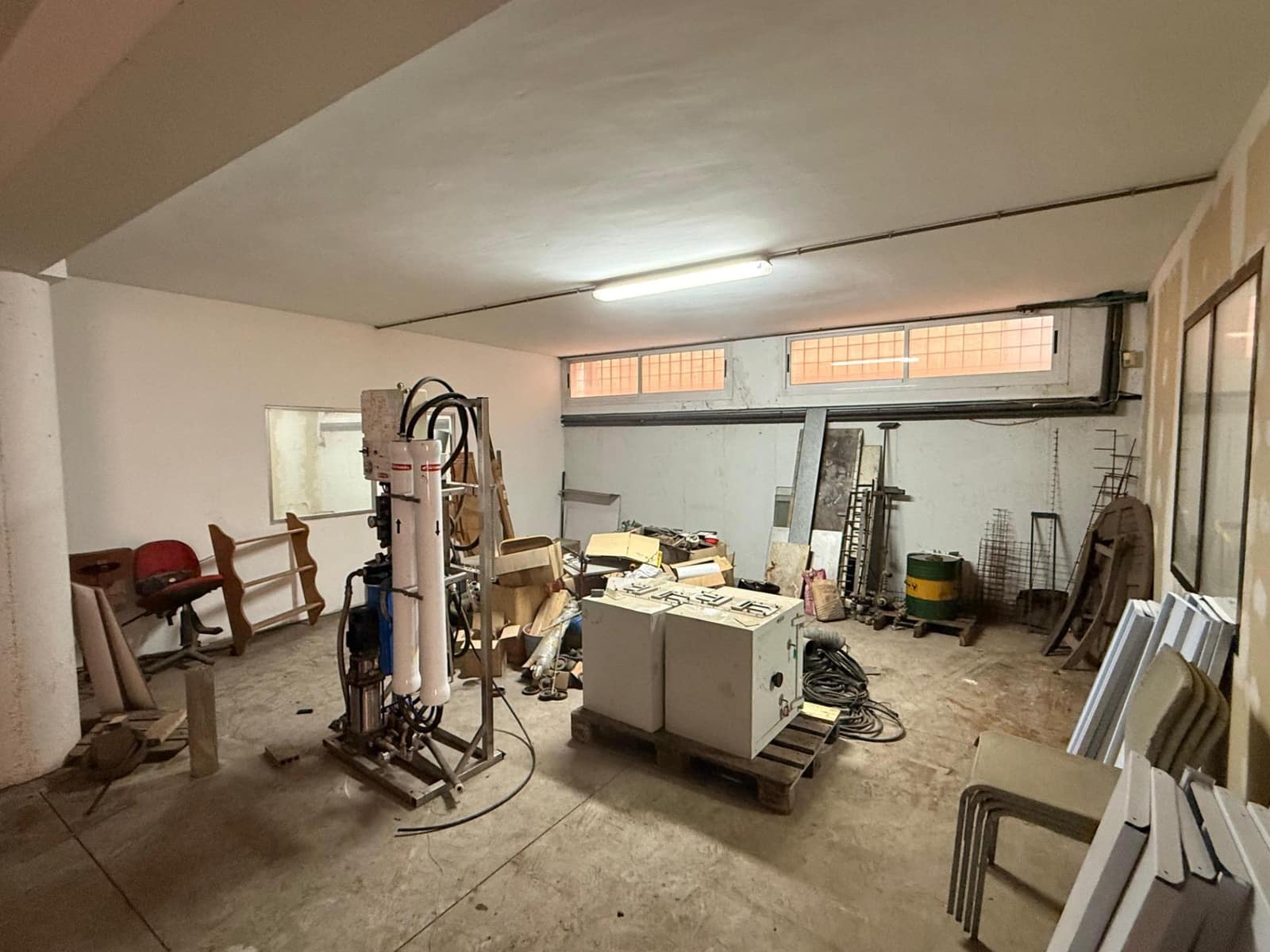 Erhverv til salg i Cordoba by med garage - € 790.000 (Ref: 9637702)