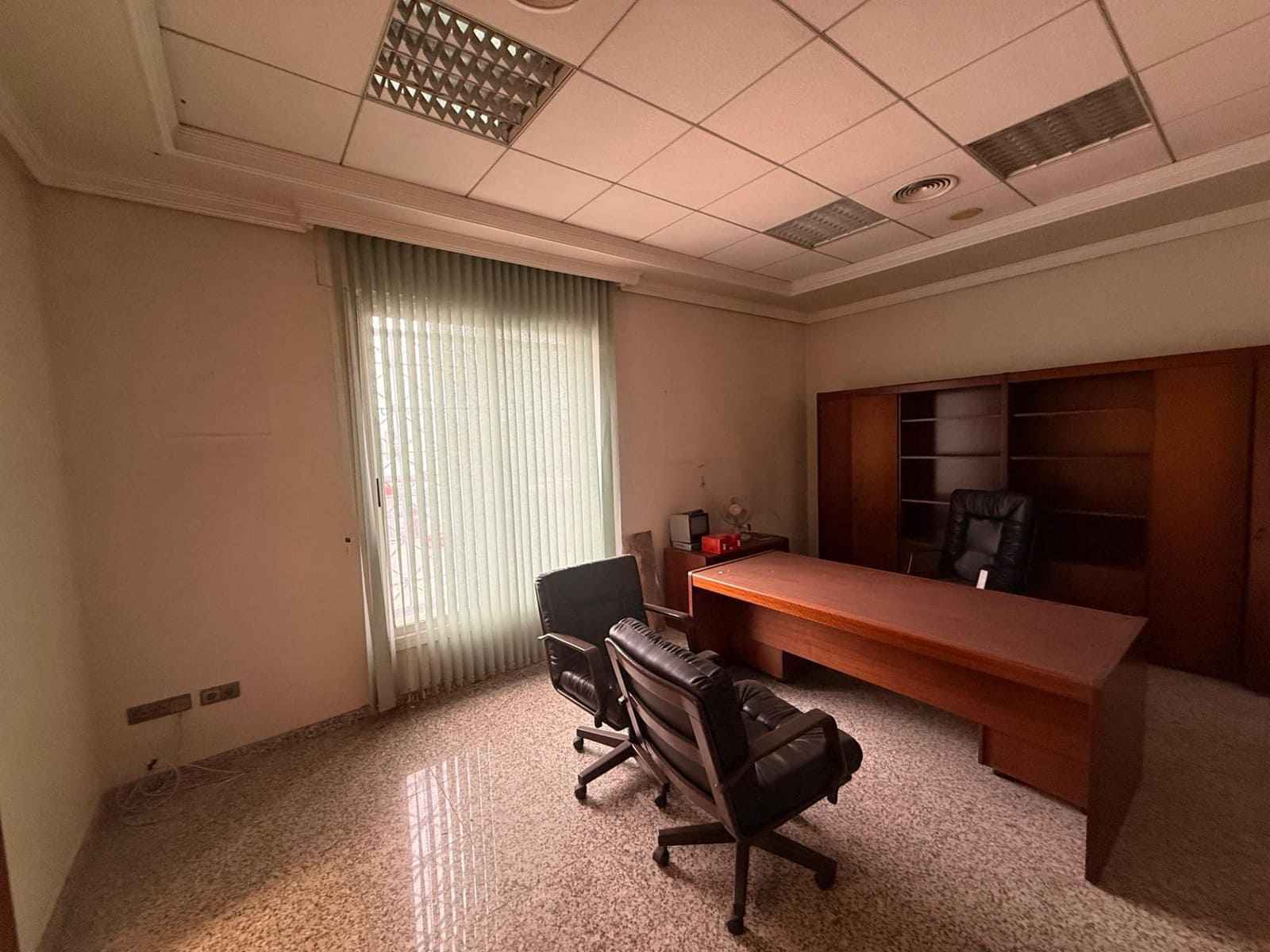 Erhverv til salg i Cordoba by med garage - € 790.000 (Ref: 9637702)