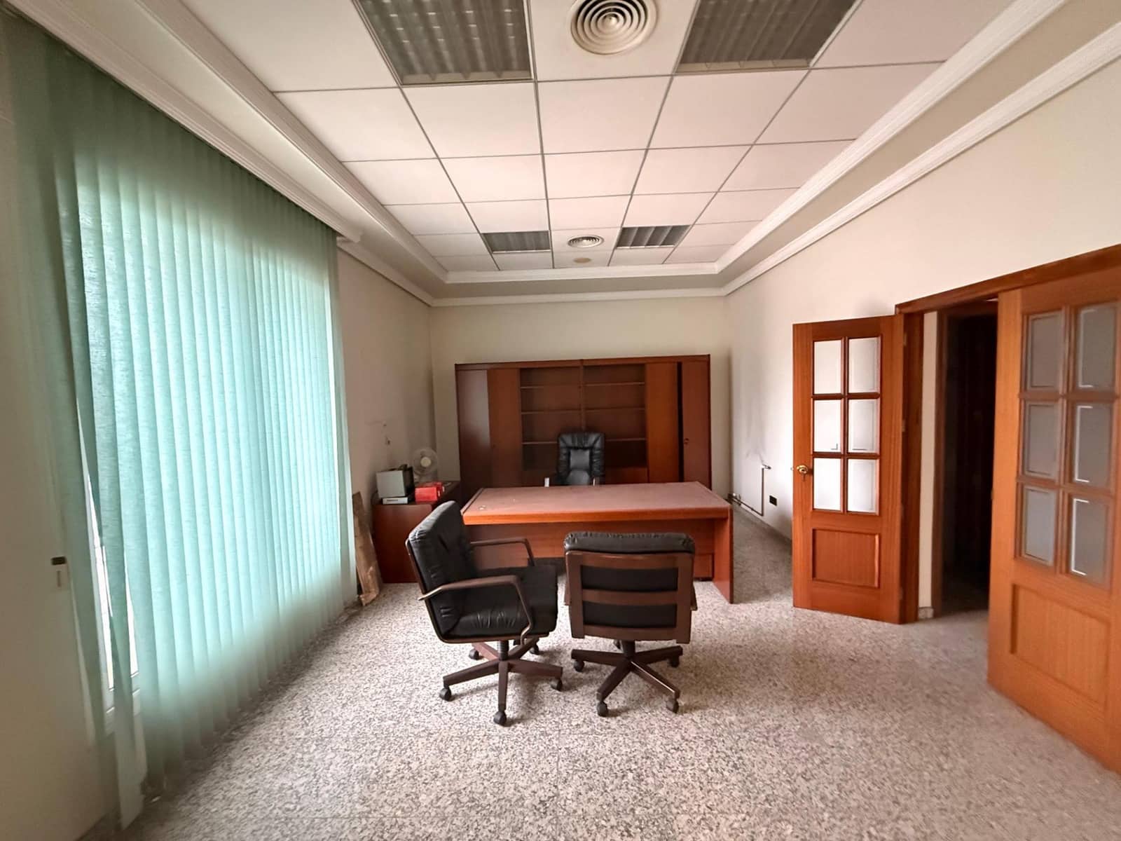 Erhverv til salg i Cordoba by med garage - € 790.000 (Ref: 9637702)