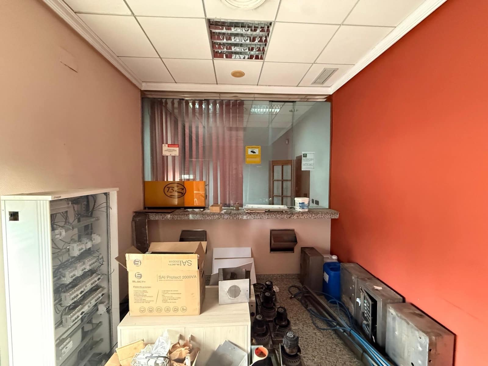 Erhverv til salg i Cordoba by med garage - € 790.000 (Ref: 9637702)