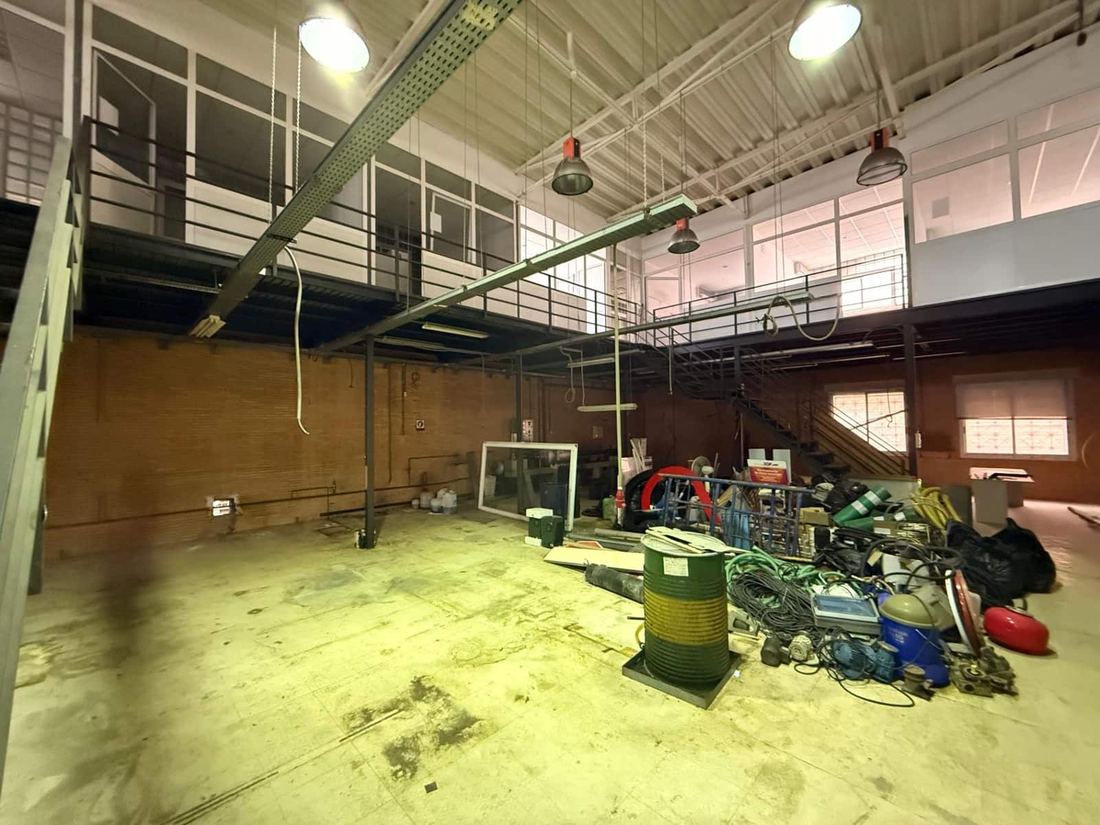 Erhverv til salg i Cordoba by med garage - € 790.000 (Ref: 9637702)