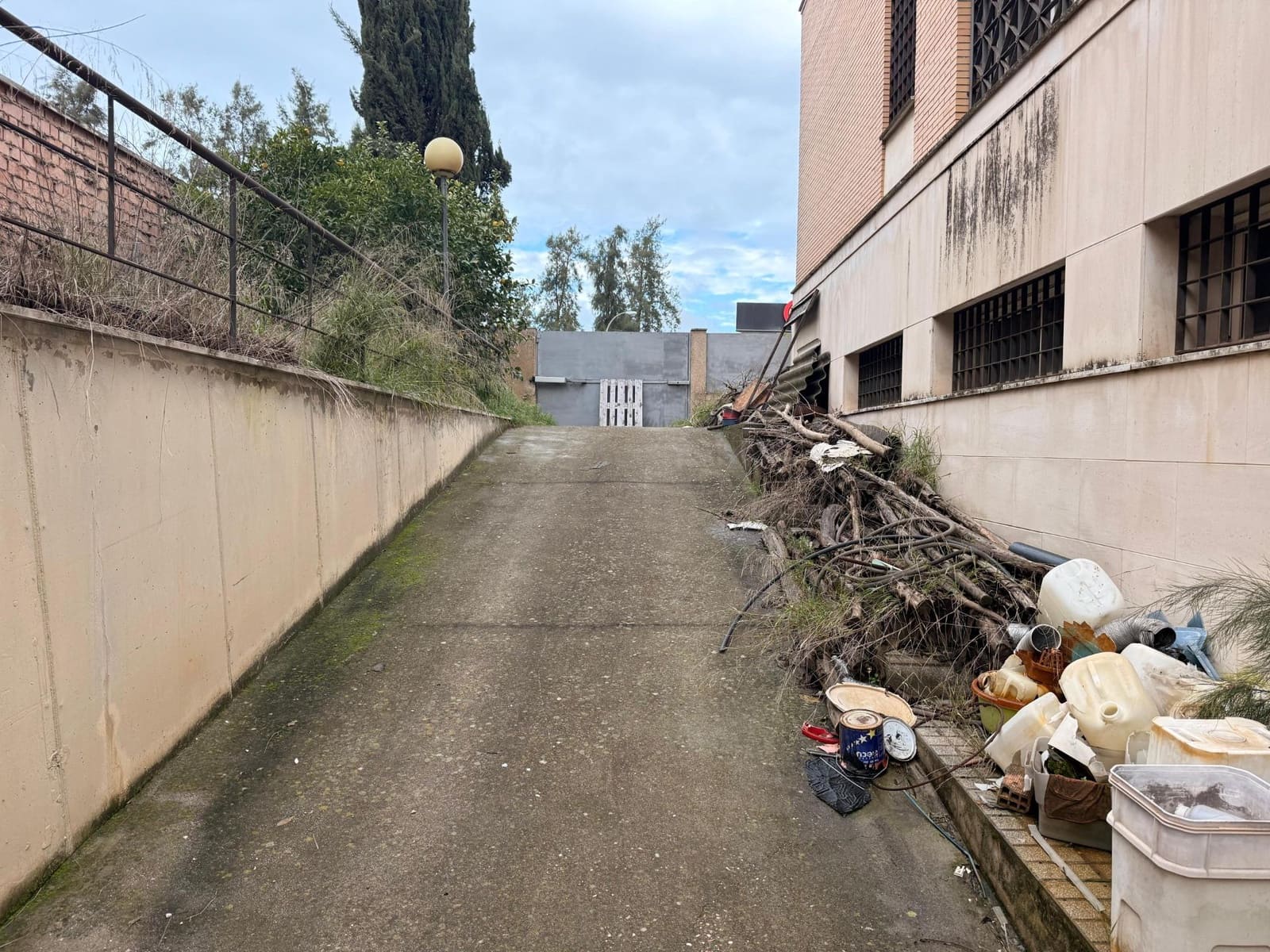 Erhverv til salg i Cordoba by med garage - € 790.000 (Ref: 9637702)