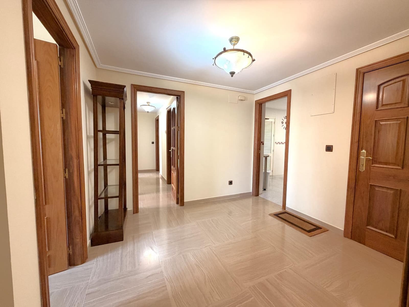 4 sypialnia Mieszkanie na sprzedaż w Miasto Kordoba z garażem - 370 000 € (Ref: 9645120)