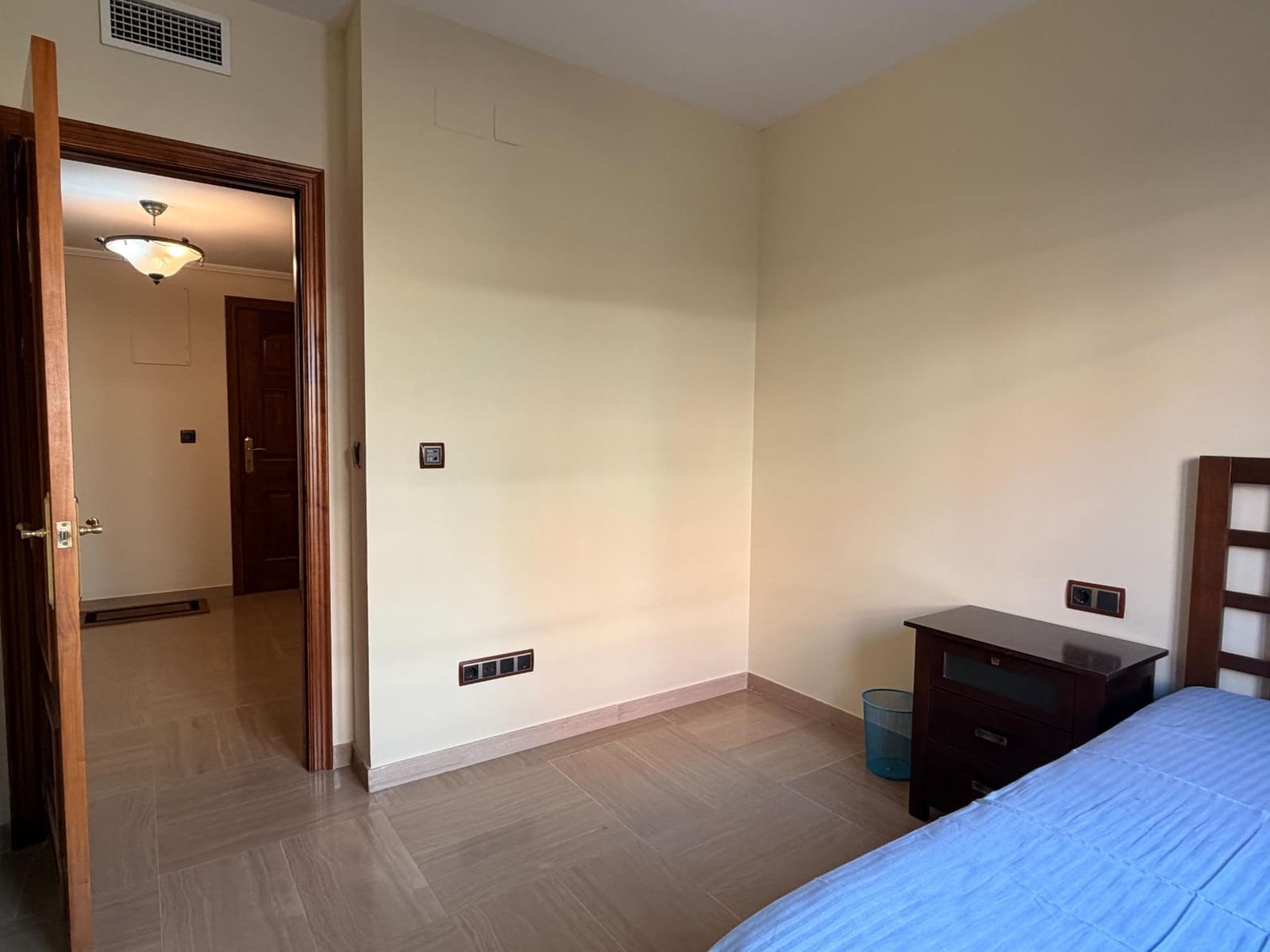 4 sypialnia Mieszkanie na sprzedaż w Miasto Kordoba z garażem - 370 000 € (Ref: 9645120)