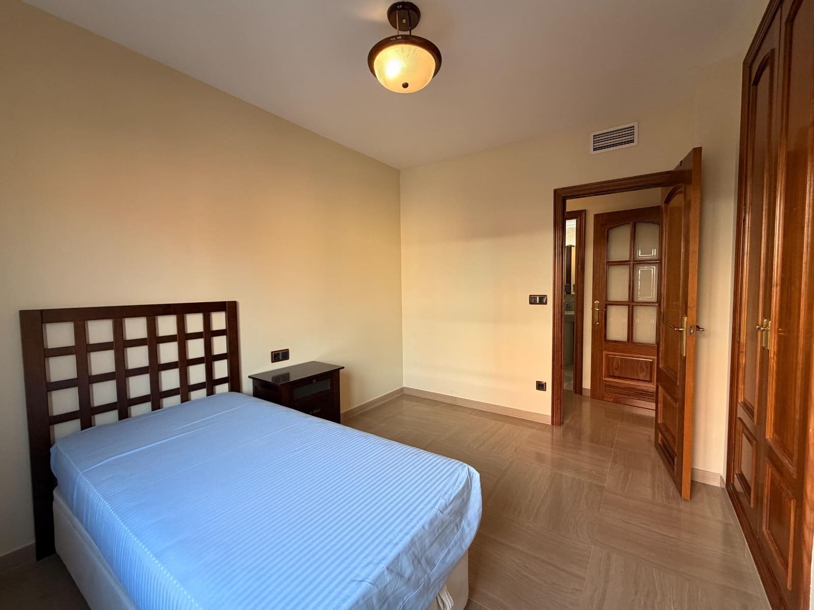 4 sypialnia Mieszkanie na sprzedaż w Miasto Kordoba z garażem - 370 000 € (Ref: 9645120)