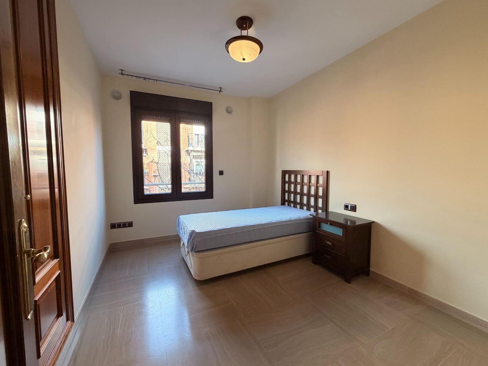 4 sypialnia Mieszkanie na sprzedaż w Miasto Kordoba z garażem - 370 000 € (Ref: 9645120)