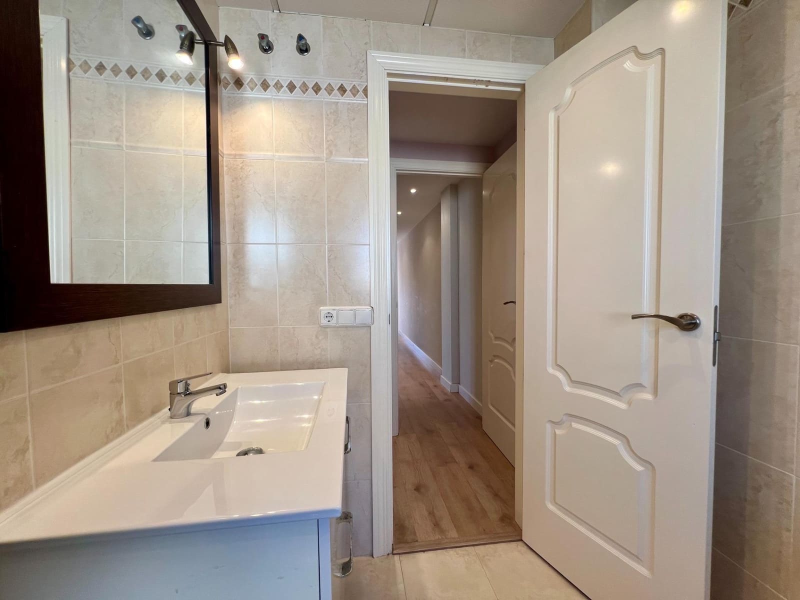 3 makuuhuone Huoneisto myytävänä paikassa Fuengirola mukana 
autotalli - 330 000 € (Ref: 9648256)