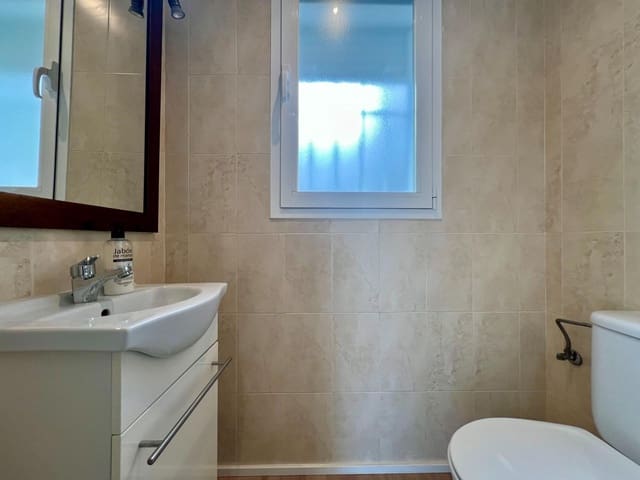 3 makuuhuone Huoneisto myytävänä paikassa Los Boliches , Fuengirola mukana 
autotalli - 330 000 € (Ref: 9648256)