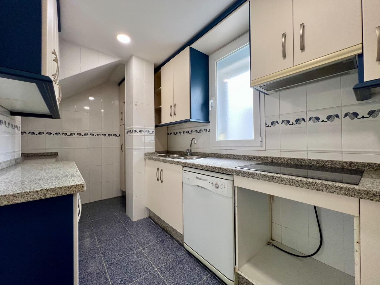 3 makuuhuone Huoneisto myytävänä paikassa Fuengirola mukana 
autotalli - 330 000 € (Ref: 9648256)