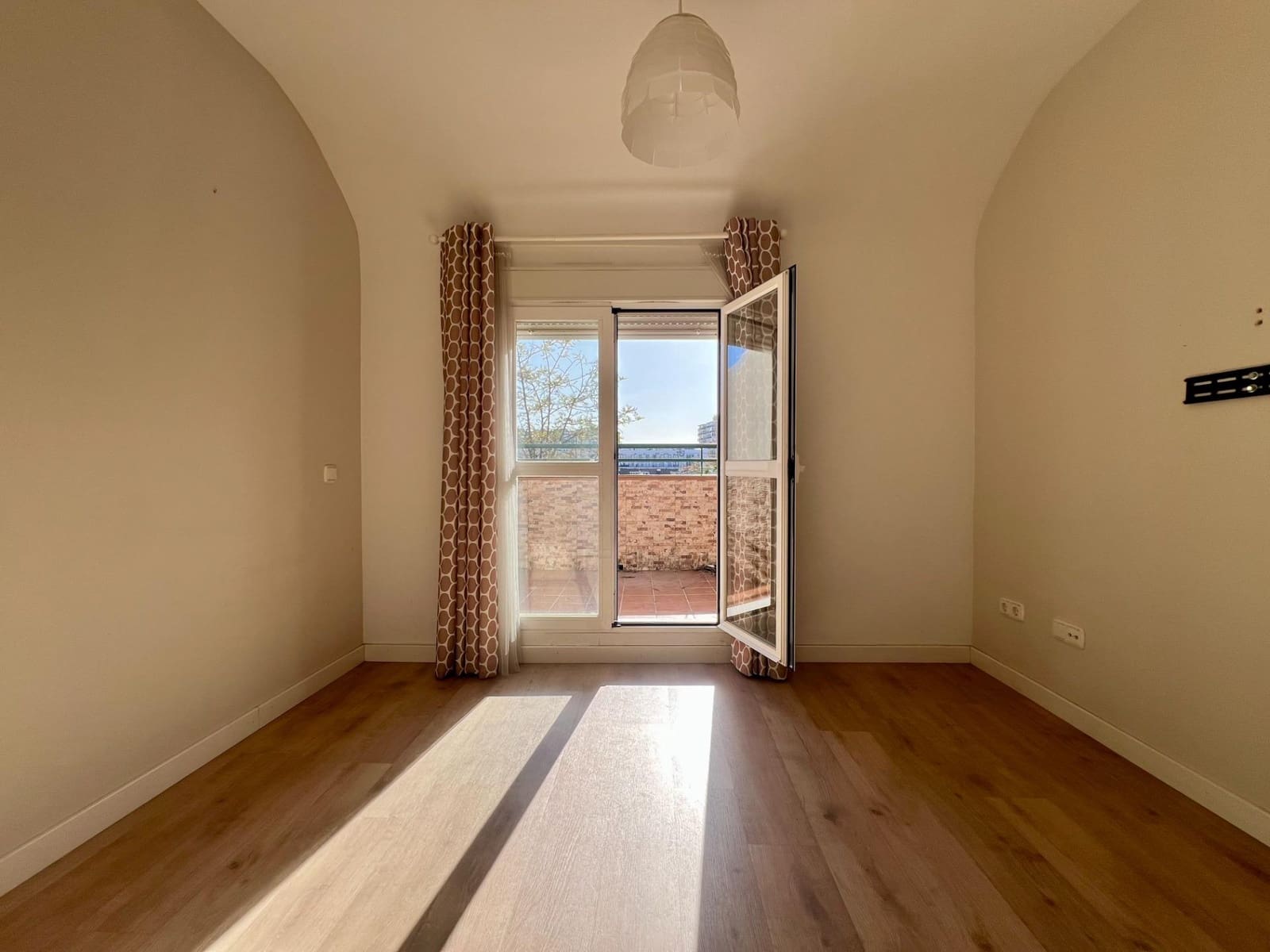 3 makuuhuone Huoneisto myytävänä paikassa Fuengirola mukana 
autotalli - 330 000 € (Ref: 9648256)