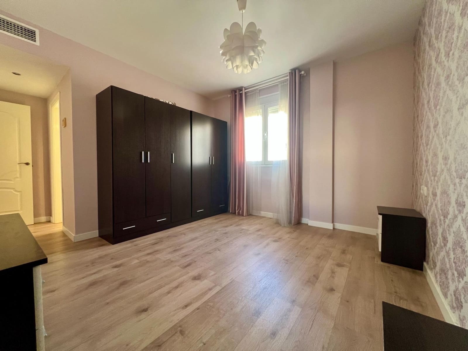 3 makuuhuone Huoneisto myytävänä paikassa Fuengirola mukana 
autotalli - 330 000 € (Ref: 9648256)