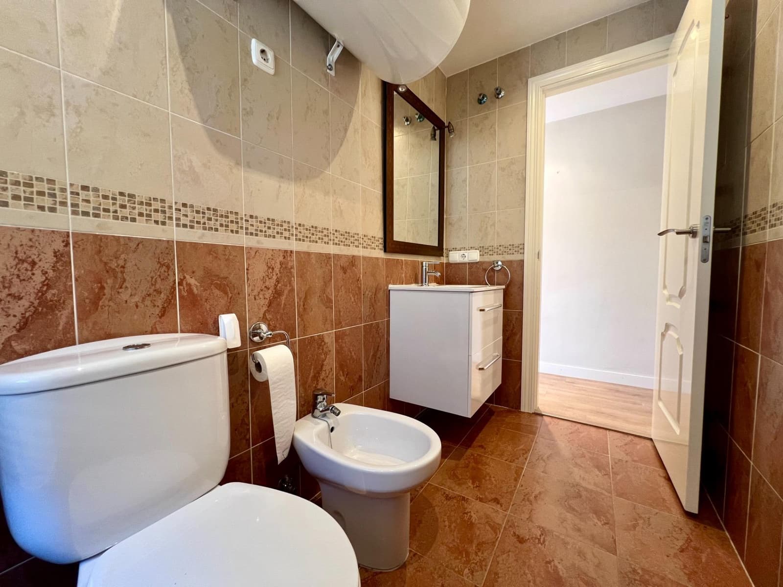 3 makuuhuone Huoneisto myytävänä paikassa Fuengirola mukana 
autotalli - 330 000 € (Ref: 9648256)