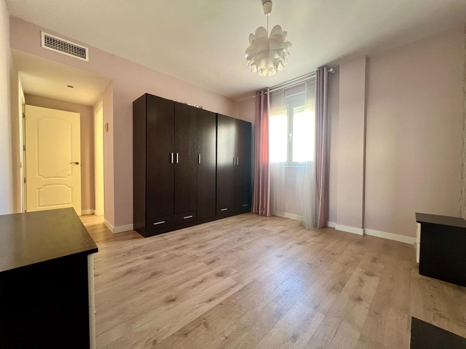 3 makuuhuone Huoneisto myytävänä paikassa Fuengirola mukana 
autotalli - 330 000 € (Ref: 9648256)