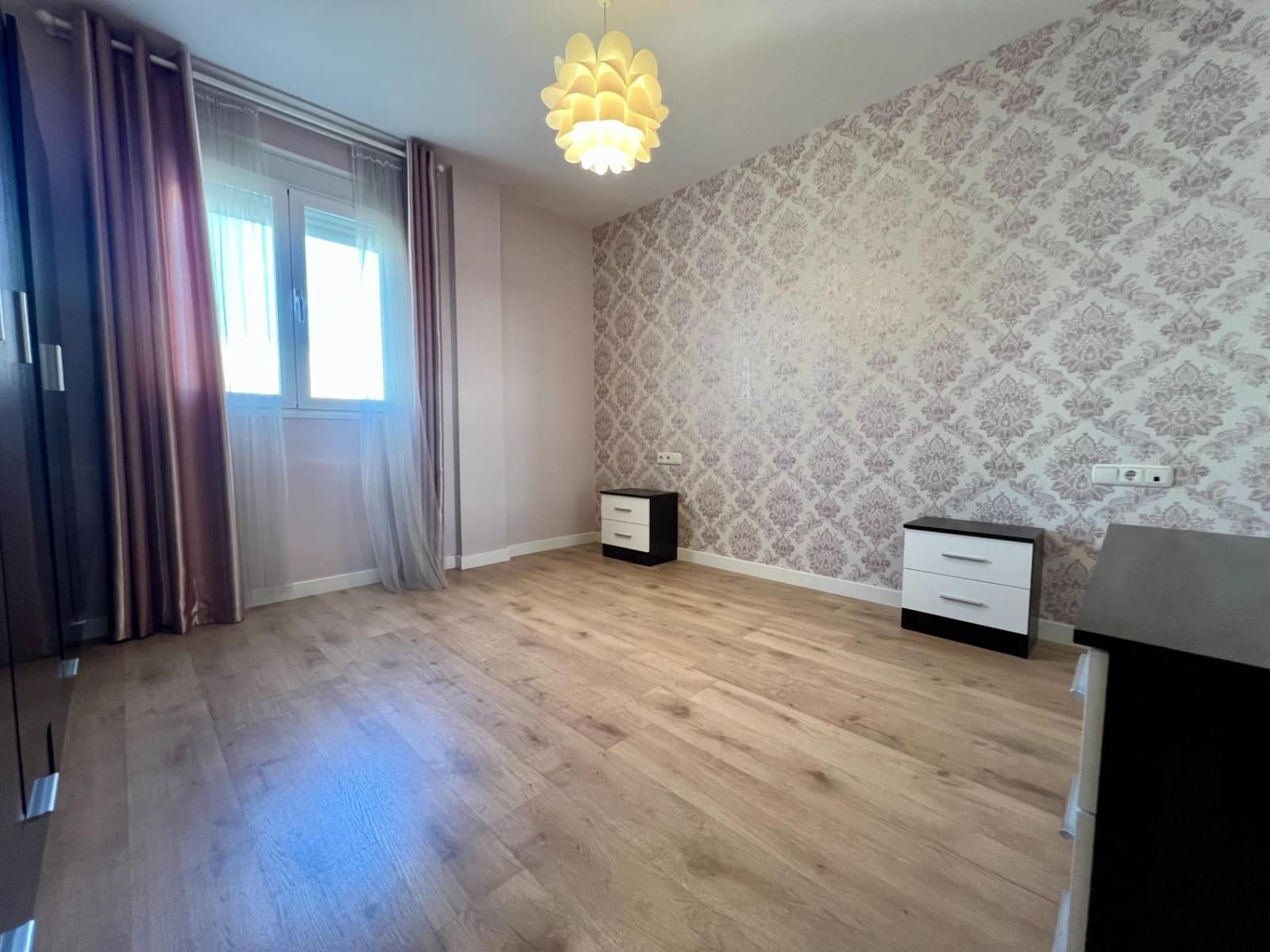 3 makuuhuone Huoneisto myytävänä paikassa Fuengirola mukana 
autotalli - 330 000 € (Ref: 9648256)