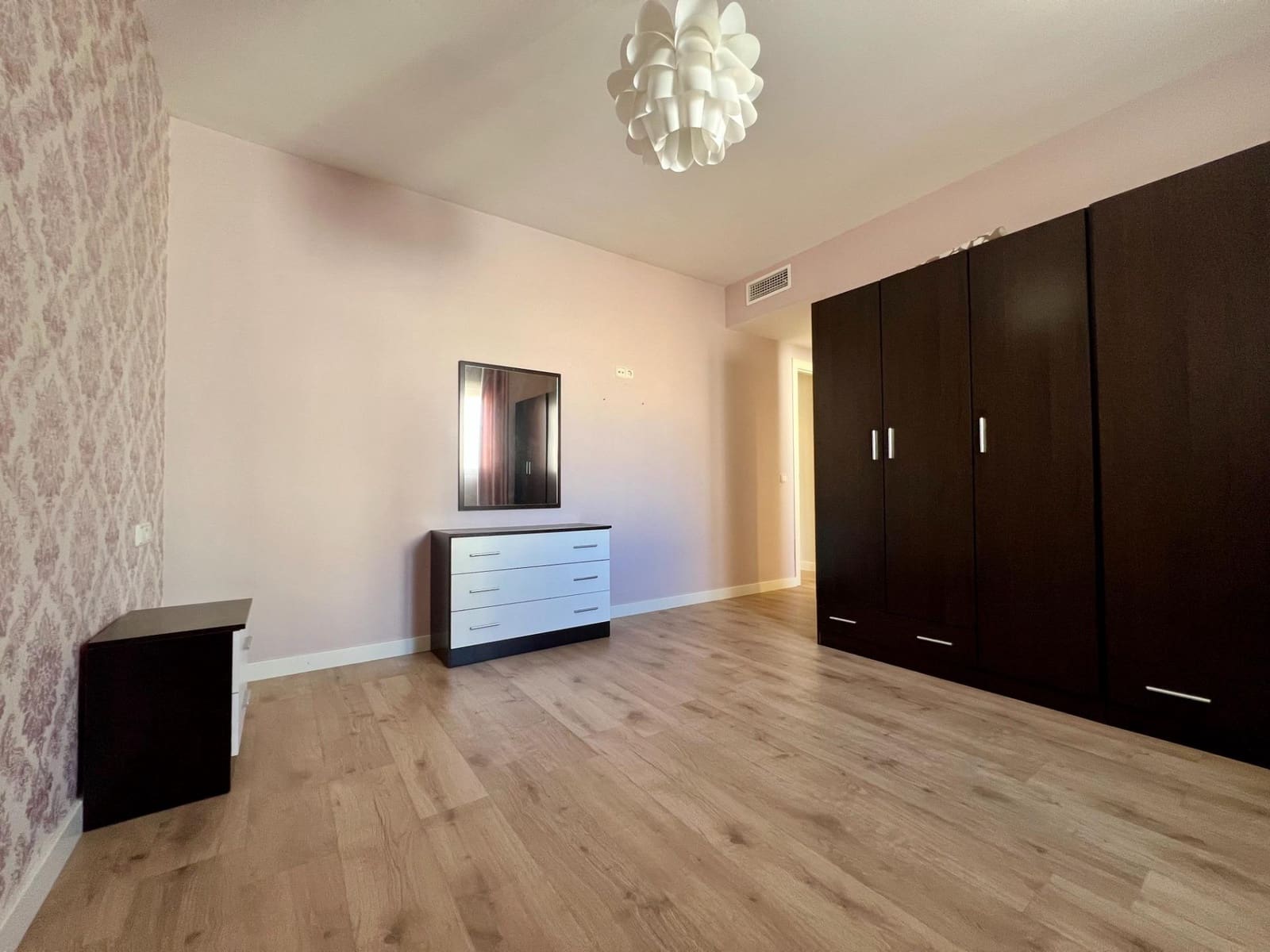 3 makuuhuone Huoneisto myytävänä paikassa Fuengirola mukana 
autotalli - 330 000 € (Ref: 9648256)