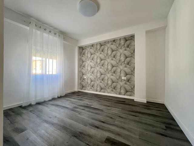 3 makuuhuone Asunto myytävänä paikassa Córdoba kaupunki - 163 400 € (Ref: 9652099)