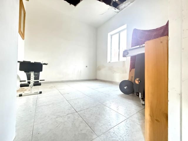 2 quarto Casa em Banda para venda em Córdova cidade - 156 000 € (Ref: 9656191)