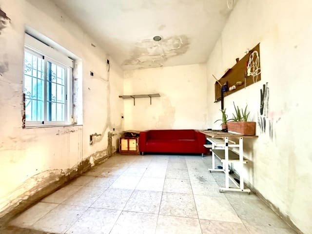 2 quarto Casa em Banda para venda em Córdova cidade - 156 000 € (Ref: 9656191)